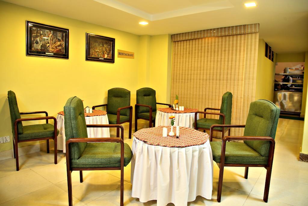 New Hotel Panda كاتماندو المظهر الخارجي الصورة