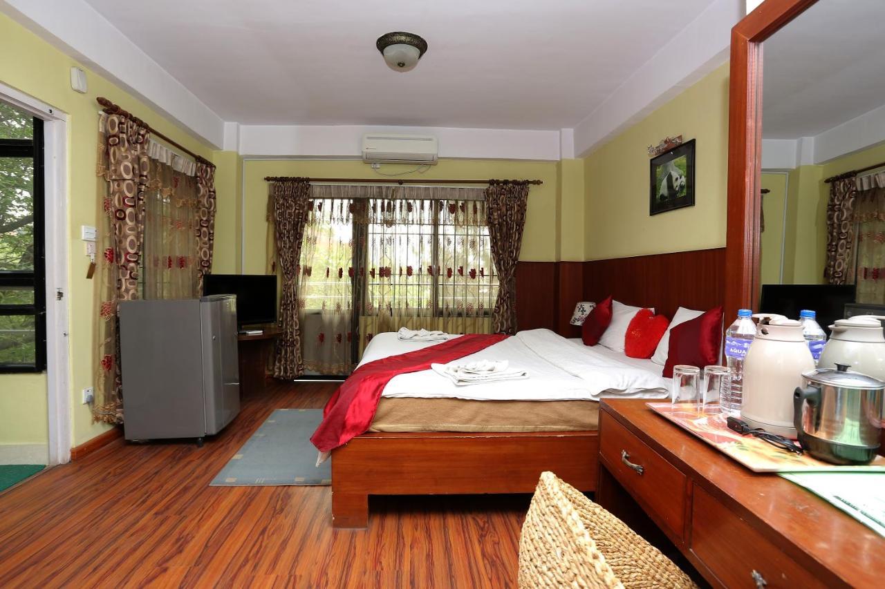New Hotel Panda كاتماندو المظهر الخارجي الصورة